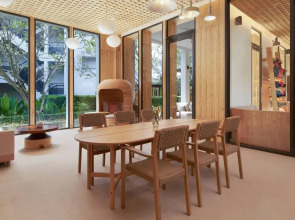 Le Méridien Phuket Mai Khao Beach Resort