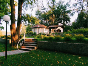 Отель «Вишневый сад»