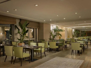 Precise House Mantegna Roma