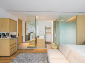 Отель Ad Lib Bangkok