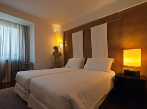 Porto Trindade Hotel