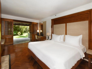 Nusa Dua Beach Hotel and Spa 