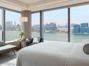 Hyatt Centric Victoria Harbour