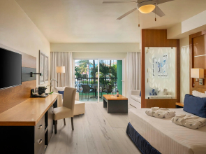 Ocean Blue & Sand Beach Resort - All Inclusive