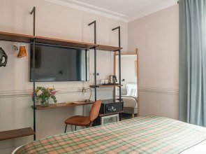 Hotel de la Porte Dorée