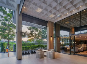 The Park Nine Hotel Suvarnabhumi - Free BKK Airport Shuttle.