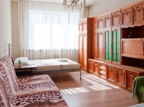 Apartment ALLiS-HALL on Lenina 48