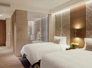 Al Bandar Rotana – Creek