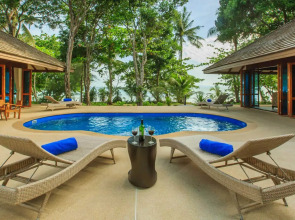 Koh Jum Beach Villas