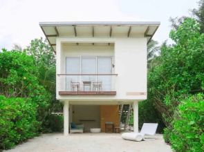 Holiday Inn Resort Kandooma Maldives by IHG