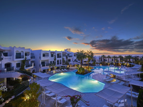 Отель Jaz Neo Naama Bay