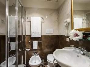 Plaza Hotel Lucchesi