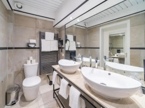 Grand Hotel Normandy by CW Hotel Collection