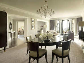 Отель Four Seasons Hotel Baku