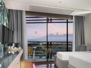 Nirvana Cosmopolitan