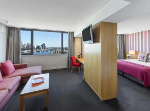 View Sydney (ex North Sydney Harbourview Hotel)