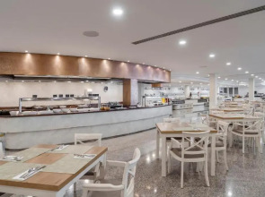 Alua Gran Camp de Mar