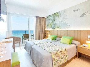 Отель Universal Castell Royal