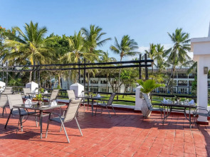 Southern Palms Beach Resort