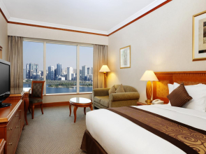 Corniche Hotel Sharjah