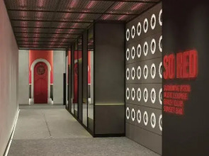 Отель Radisson RED Phuket Patong Beach