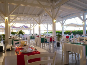 Crystal Flora Beach Resort – All Inclusive