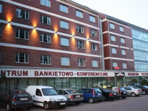 Pod Lipami Centrum Bankietowo Konferencyjne