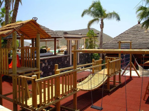 Regency Country Club, Apartments Suites