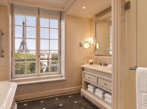 Отель Shangri-La Paris