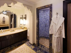 Отель Jumeirah Mina Al Salam