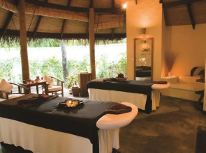 Курорт Coco Palm Dhuni Kolhu