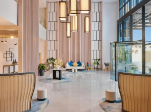 voco Dubai the Palm by IHG