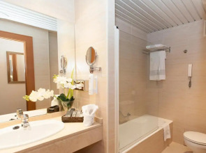 Hotel Los Bracos by Silken