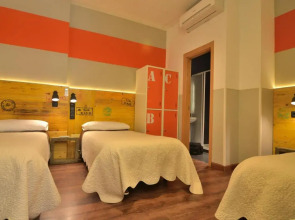 Хостел Far Home Atocha