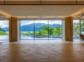 Hakone Ashinoko Hanaori