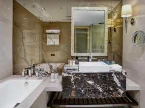 Отель Crowne Plaza Beijing Chaoyang U-Town by IHG