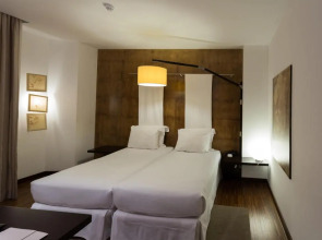 Porto Trindade Hotel