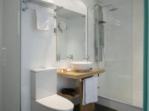 Petit Palace Plaza del Carmen