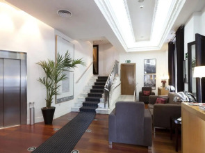 Отель Quatro Puerta Del Sol