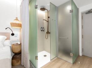 Valentin Grand Park Suite Hotel