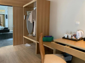 Phi Phi Holiday Resort – SHA Extra Plus