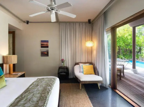 Спа-курорт Taj Coral Reef