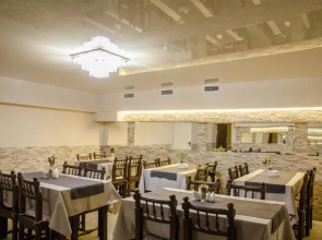 Imperial House Hotel