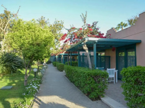 Cairo Pyramids Hotel