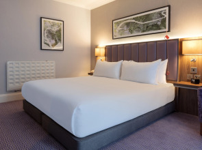 DoubleTree by Hilton Edinburgh Airport