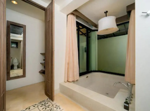 Bhu Nga Thani Resort & Villas Railay