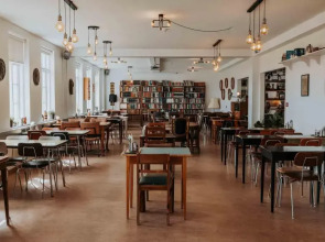 Heradsskolinn Historic Guesthouse