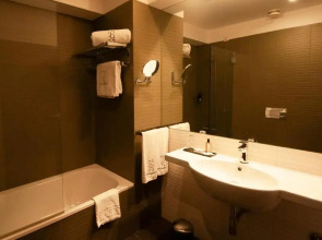 Porto Trindade Hotel