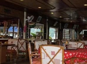 Coral View Island Resort