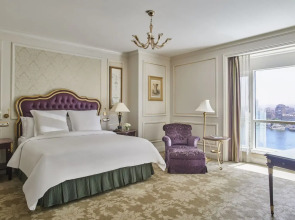 Отель Four Seasons Cairo at First Residence